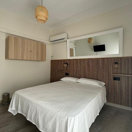 Hostal Restaurant Casa Comaulis La Vajol Экстерьер фото