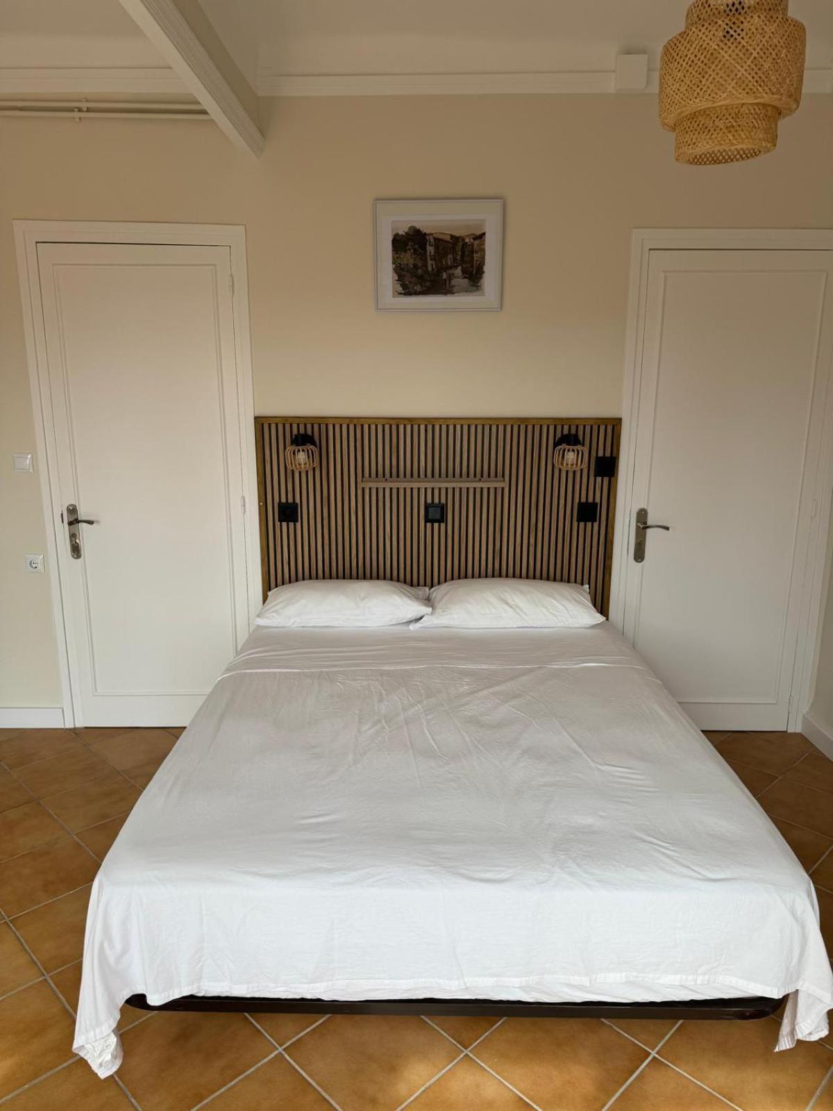 Hostal Restaurant Casa Comaulis La Vajol Экстерьер фото