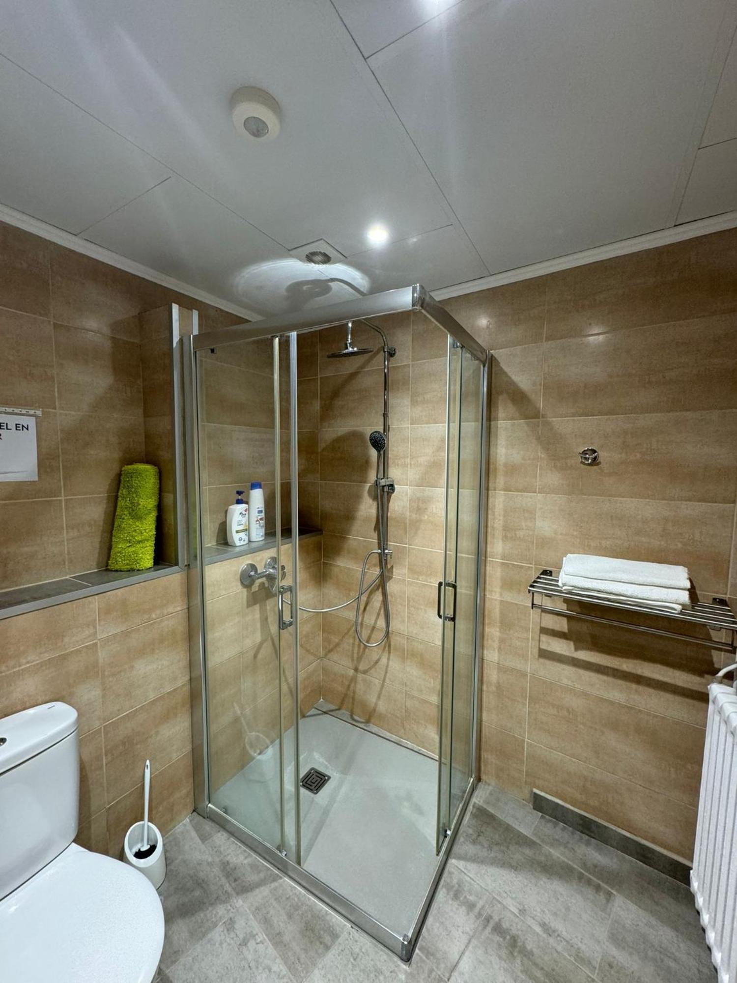 Hostal Restaurant Casa Comaulis La Vajol Экстерьер фото