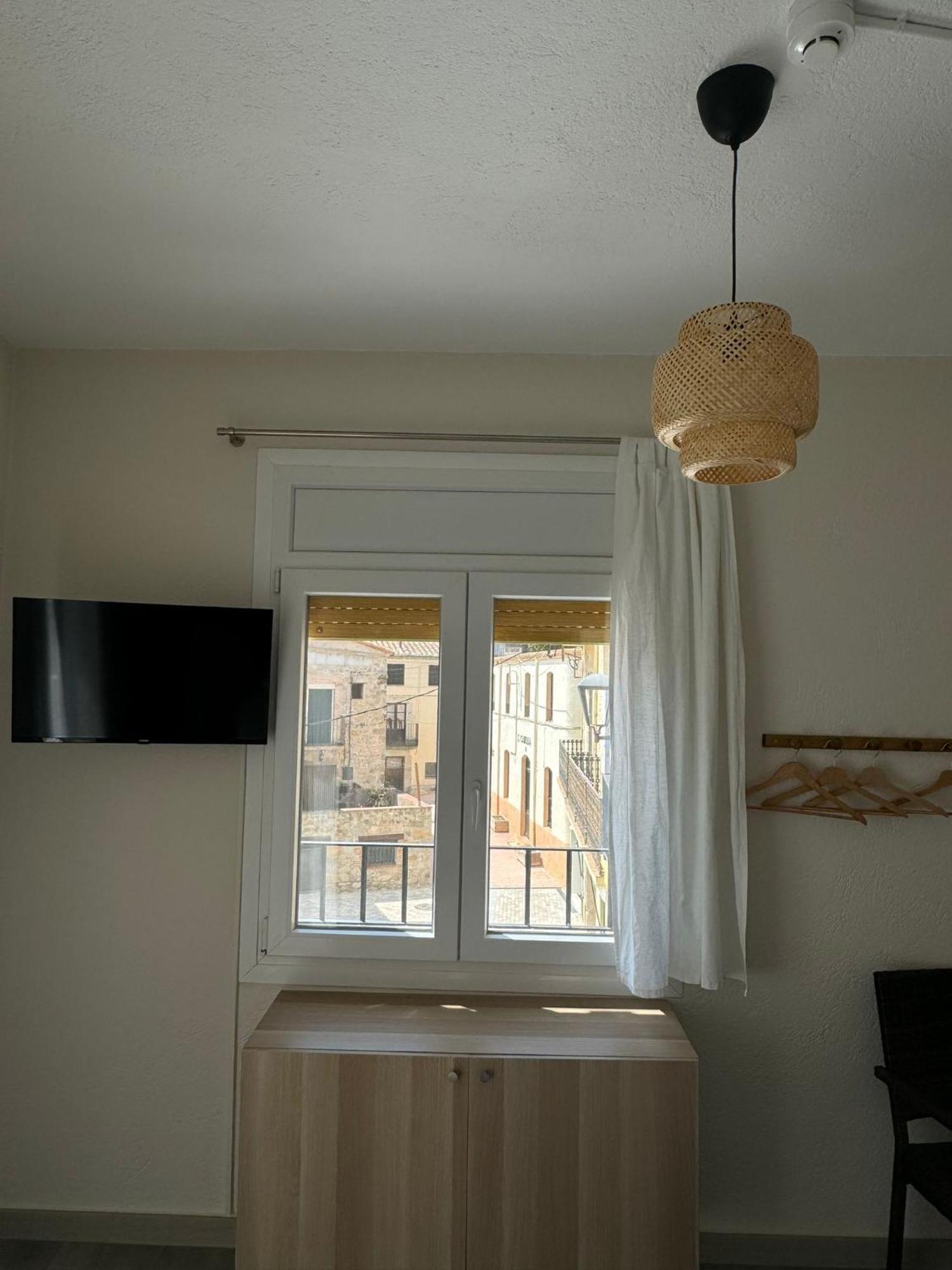 Hostal Restaurant Casa Comaulis La Vajol Экстерьер фото