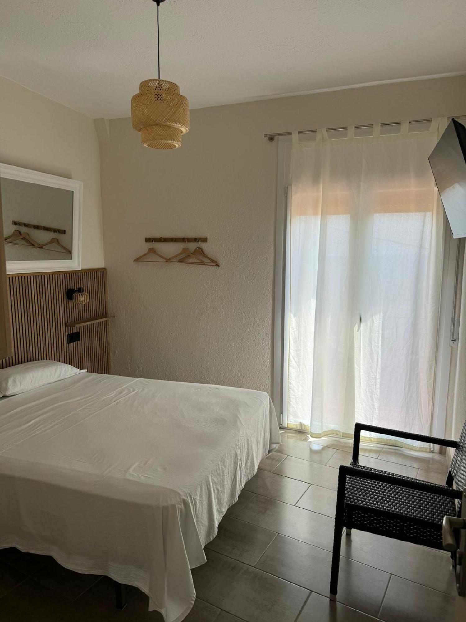 Hostal Restaurant Casa Comaulis La Vajol Экстерьер фото